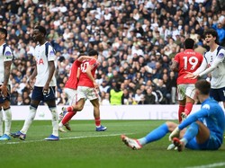 Tottenham Vs Nottingham: Tumbang, The Lilywhites Dekati Zona Merah