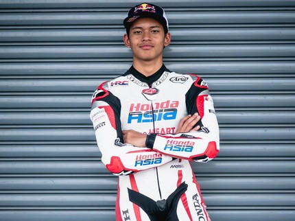 Veda Ega Jadi Pembalap RI Pertama Raih Podium Grand Prix Moto3, Didukung Ortu Sejak Kecil