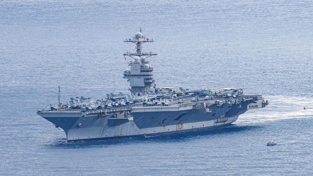 FOTO: AS Tarik Kapal Induk USS Gerald R. Ford dari Timur Tengah