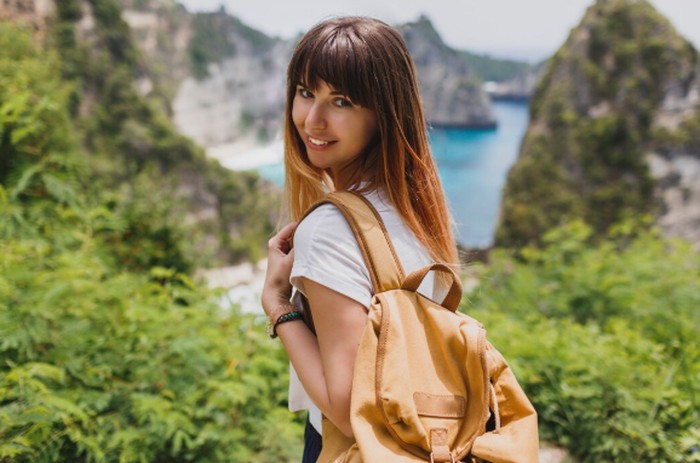 ISFP menikmati liburan singkat yang tenang dan menenangkan. Mereka suka suasana santai dan aesthetic./ Foto: freepik.com/svetlanasokolova