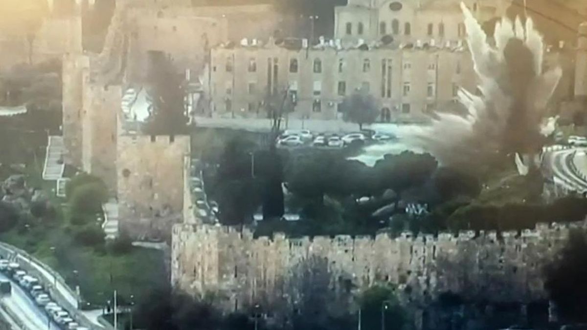 Ledakan di Yerusalem, Rudal Iran Gempur Gedung di Israel