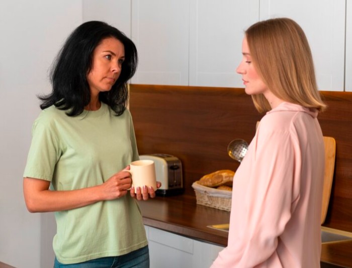 MBTI paling bijaksana seperti INFJ dikenal memiliki emotional intelligence yang baik dan pemikiran mendalam dalam memahami situasi/Foto: freepik.com/freepik