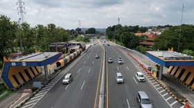 PT Jasamarga Transjawa Tol (JTT) mendukung pemberlakuan rekayasa lalu lintas berupa contraflow satu lajur dari KM 70 s.d KM 47 arah Jakarta di Ruas Jalan Tol Jakarta-Cikampek pada pukul 10.30 WIB, Jakarta, Selasa (24/3/2026) (ANTARA/HO-Jasamarga Tran
