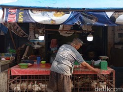 Harga Ayam di Pasar Sukaramai Medan Pasca Lebaran Rp 38 Ribu per Kilo