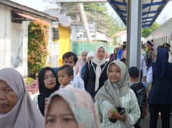 Penjualan Tiket Kereta Api di Sumbar Tembus 10 Ribu Dalam Sehari