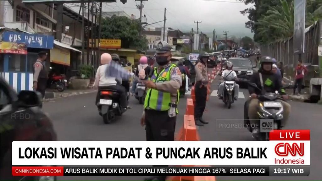 VIDOE: Wisata Padat, Puncak Arus Balik Mulai Terlihat