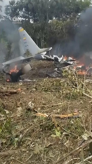 Detik-detik usai Pesawat Hercules Militer Kolombia Jatuh, 66 Tewas