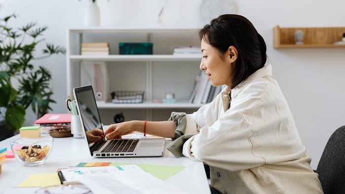 6 Kiat Mudah di Kantor Agar Tetap Fokus Meski Sedang Lelah