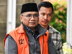 Video Sempat Jadi Tahanan Rumah, Yaqut: Alhamdulillah Bisa Sungkem Ibunda