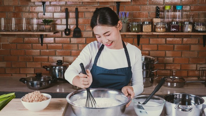 1. Belajar Main Alat Musik