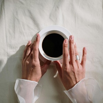 5 Ciri Kepribadian Orang yang Suka Minum Kopi Hitam Tanpa Gula