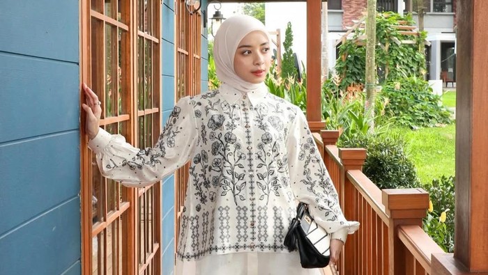 Get The Look: Inspirasi Outfit Kondangan ala Tarisya Milanti