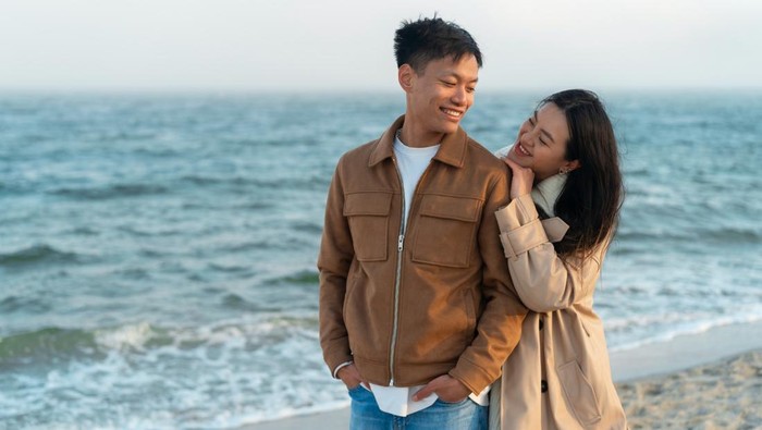 7 Cara Mengenali Pria yang Matang Secara Mental dari Kebiasaannya, Calon Pasangan Terbaik!