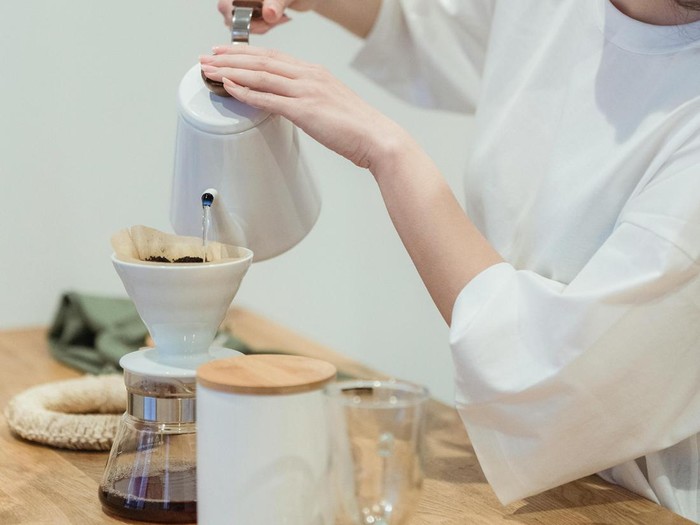 Memerhatikan detail. Kamu bisa menemukan pola atau masalah kecil yang mungkin orang lain tak terpikirkan.