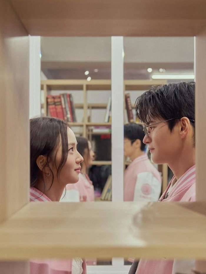 Jisoo dan Seo In Guk saat membintangi Boyfriend on Demand
