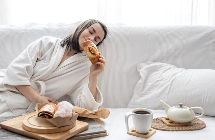 Kebiasaan pagi bisa merusak otak. Sarapan yang manis/Foto: freepik.com/pvproductions