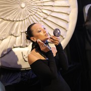 Kolaborasi MAKE OVER & Rinaldy Yunardi, Rayakan Keberanian Perempuan Lewat Kampanye 