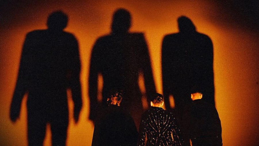 Lirik Lagu Be With You - Muse