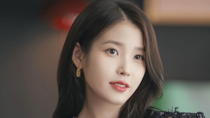 5 Wardrobe Essentials untuk Tampil Berkelas ala Old Money, Nggak Perlu Mahal!