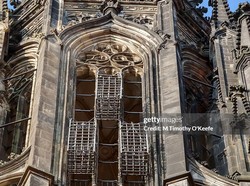 Pemimpin Kelompok yang Digantung di Menara Hingga Tinggal Rangka
