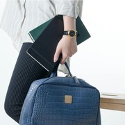 Anti Mengelupas! Ini 4 Cara Merawat Kulit Sintetis Biar Tetap Awet dan Mulus