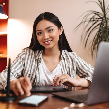 4 Zodiak yang Dikenal Workaholic, Paling Jarang Ambil Jatah Cutinya