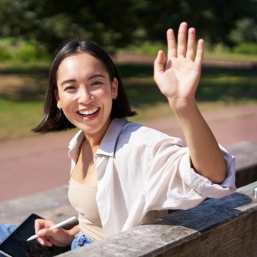 5 Cara Mengenali Perempuan Sukses dari Bahasa Tubuhnya