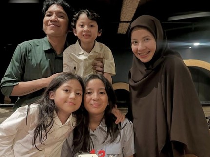 Momen Natasha Rizki & Desta Bersama Anak, Terbaru Rayakan Ultah Megumi