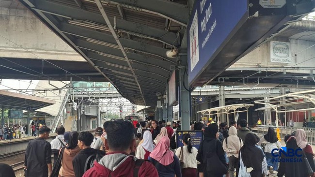 Heboh KRL Green Line 'Chaos' dan 'Horor', Menhub Keluarkan Titah Ini