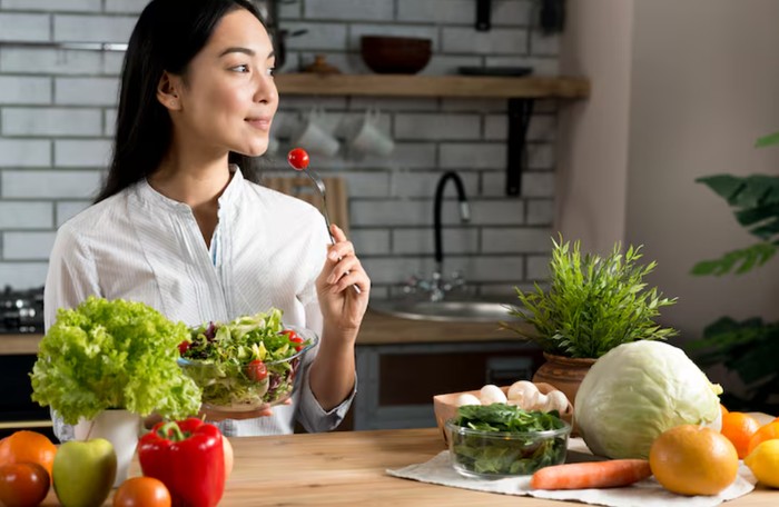 Tips diet untuk perempuan usia 40-an.  Prioritaskan asupan serat/Foto: freepik.com/freepik