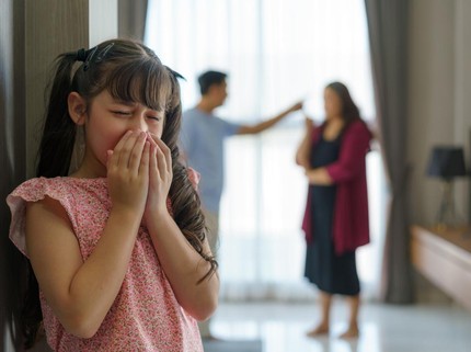 11 Ciri Kepribadian Anak yang Dibesarkan oleh Orang Tua Moodyan