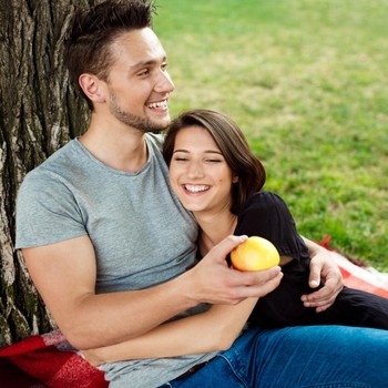 4 Tanda Kamu Memiliki Love Language Quality Time