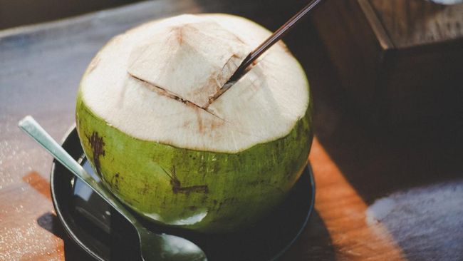 Efek Konsumsi Air Kelapa Secara Berlebihan