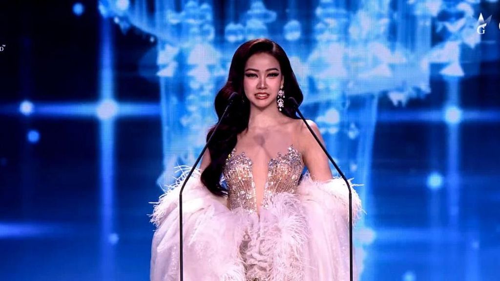 Viral Veneer Gigi Finalis Miss Grand Thailand Copot saat Tampil