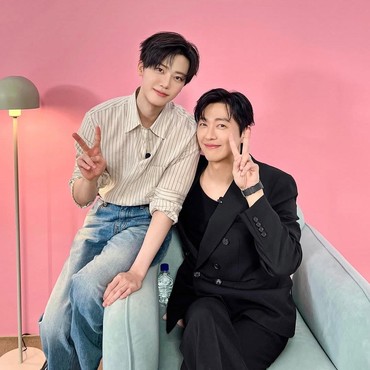 Akhirnya Foto Bareng, 7 Potret Visual Tampan Namgoong Min & Jaemin NCT bak Kembar