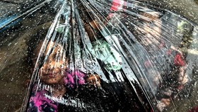 Menyaksikan Dunia dengan Segala Rupanya