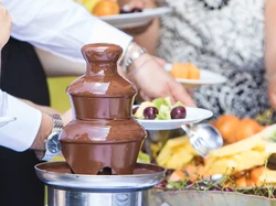 Drama Pernikahan! Mesin Cokelat Dipinjam, Pemiliknya Justru Tak Diundang