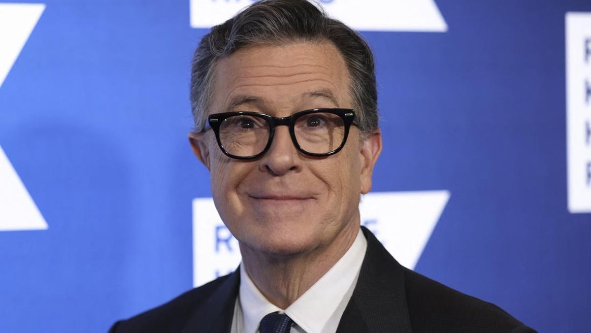 Fan Ribut Stephen Colbert Bakal Nulis Film Baru The Lord of the Rings