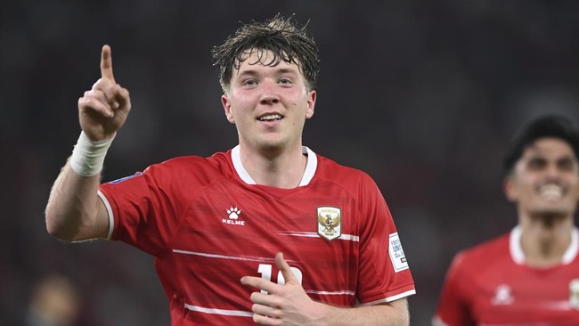 Tanpa Thom Haye di sektor gelandang, Ole Romeny muncul jadi bintang penting di balik kemenangan Timnas Indonesia atas Saint Kitts and Nevis, Jumat (27/3).