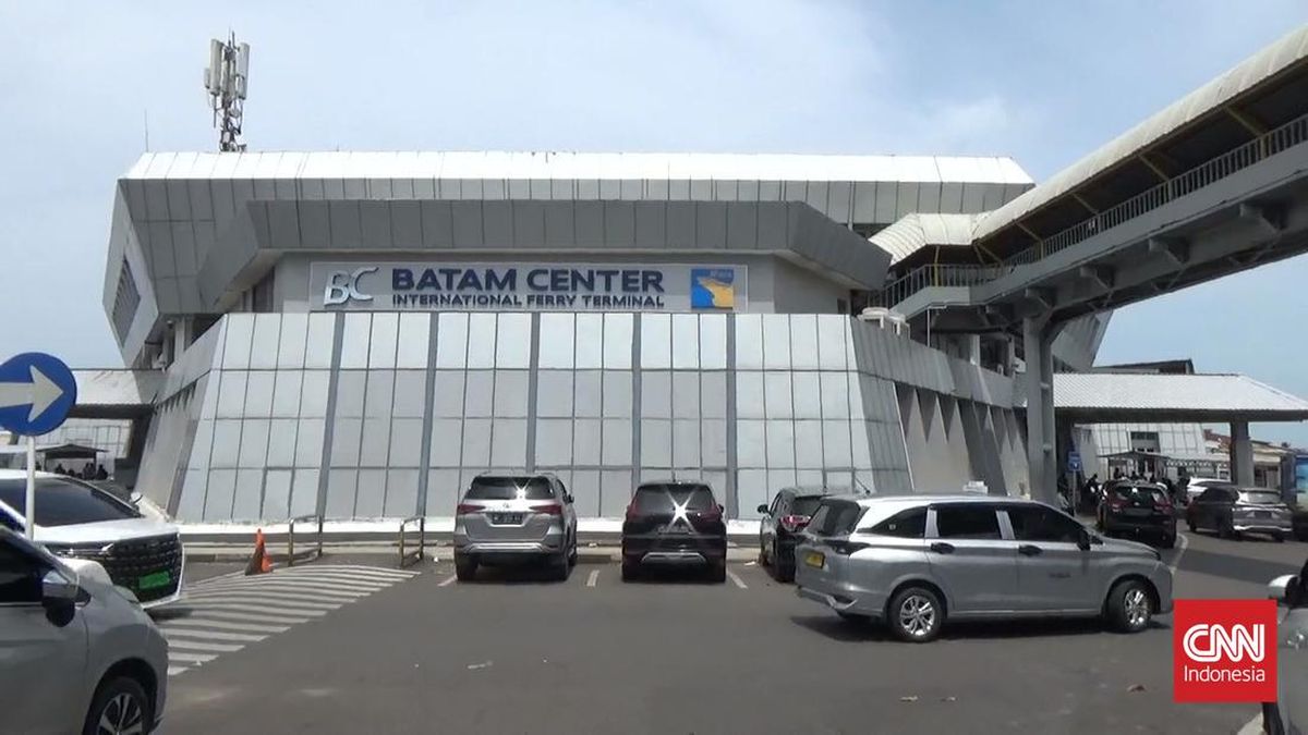 Pegawai Imigrasi Batam Diberhentikan Usai Peras Wisatawan Asing