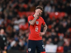 Ben White Kembali, Ben White Dicemooh