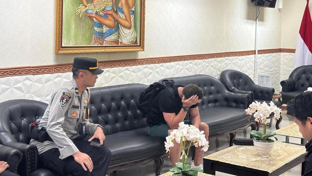 WN Inggris, Bos Kriminal Buronan Interpol Ditangkap di Bali