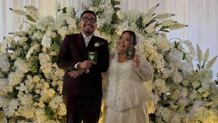 Gita Bhehbita menikah dengan Ganang Aji