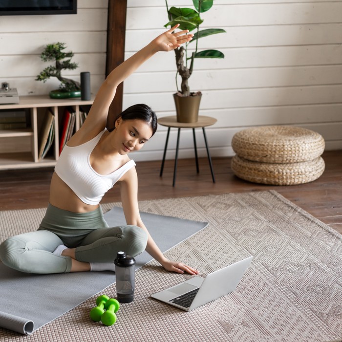 Ada beragam cara mengatasi post holiday blues yang bisa diterapkan. Beberapa cara mengatasi post holiday seperti mengubah pola tidur, pola makan, hingga merencakan liburan berikutnya.