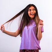 6 Tips Merawat Rambut Ala Perempuan India, Bikin Rambut Tebal dan Bebas Rontok!