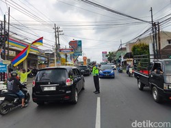 Simpang Karanglo Ramai Lancar, Volume Kendaraan ke Malang-Batu Meningkat