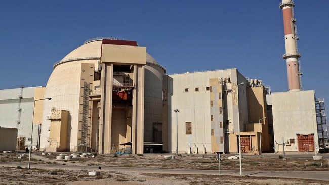 PLTN Bushehr, Iran jadi sasaran target serangan Israel. IAEA menyebut, kerusakan apa pun pada PLTN bisa memicu bahaya serius, seperti kebocoran radioaktif.