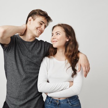 Dikenal Tegas, Ini 5 Sisi Romantis Aries yang Jarang Diketahui Banyak Orang