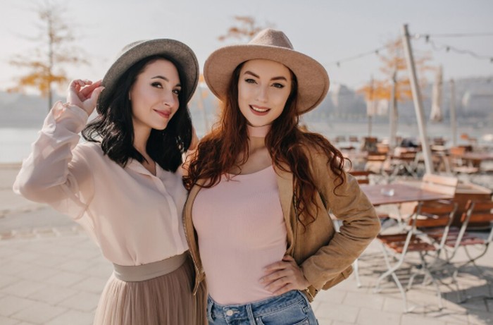 Taurus punya intuisi kuat yang berpadu dengan pendekatan realistis dalam membantu orang lain. Mereka mampu membaca energi sekaligus memberikan solusi yang grounded./ Foto: freepik.com/lookstudio