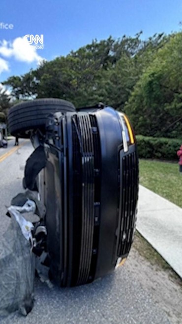 Mobil Tiger Woods Terbalik Gara-gara Mabuk dan Tabrak Truk